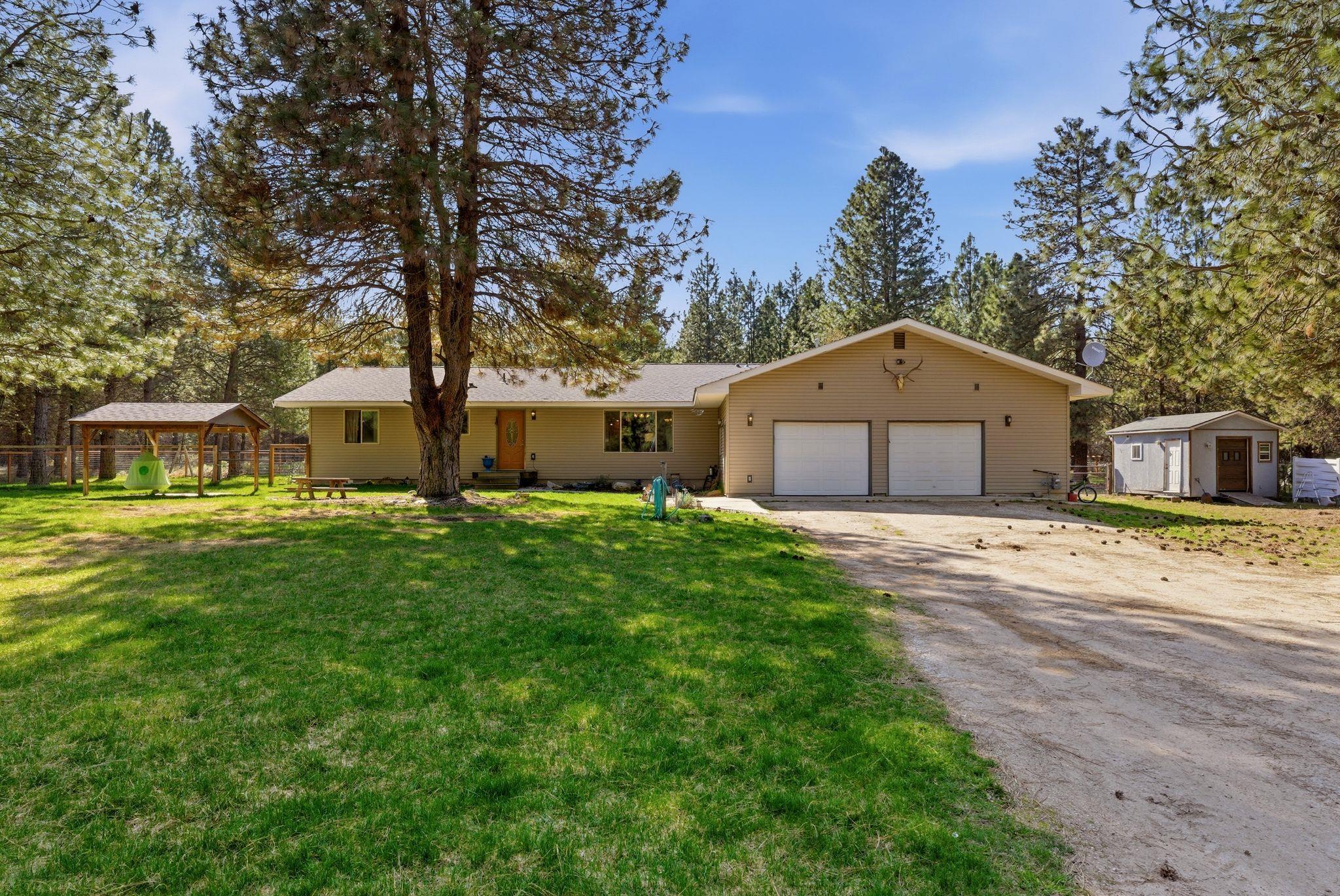Deer Park, Washington, 99006, United States, 3 Bedrooms Bedrooms, ,3 BathroomsBathrooms,Residential,For Sale,2036867