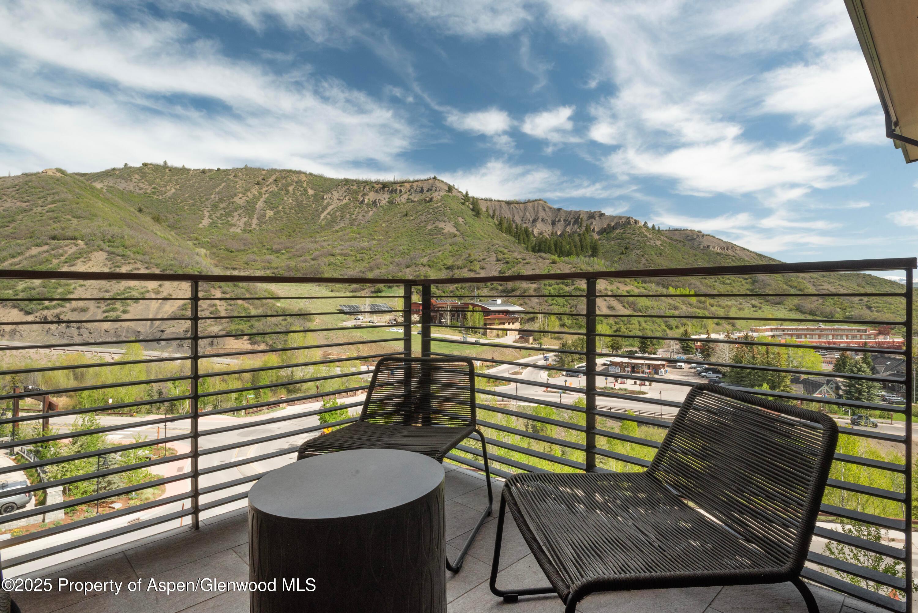 Snowmass Village, Colorado, 81615, United States, 4 Bedrooms Bedrooms, ,4 BathroomsBathrooms,Residential,For Sale,1846573