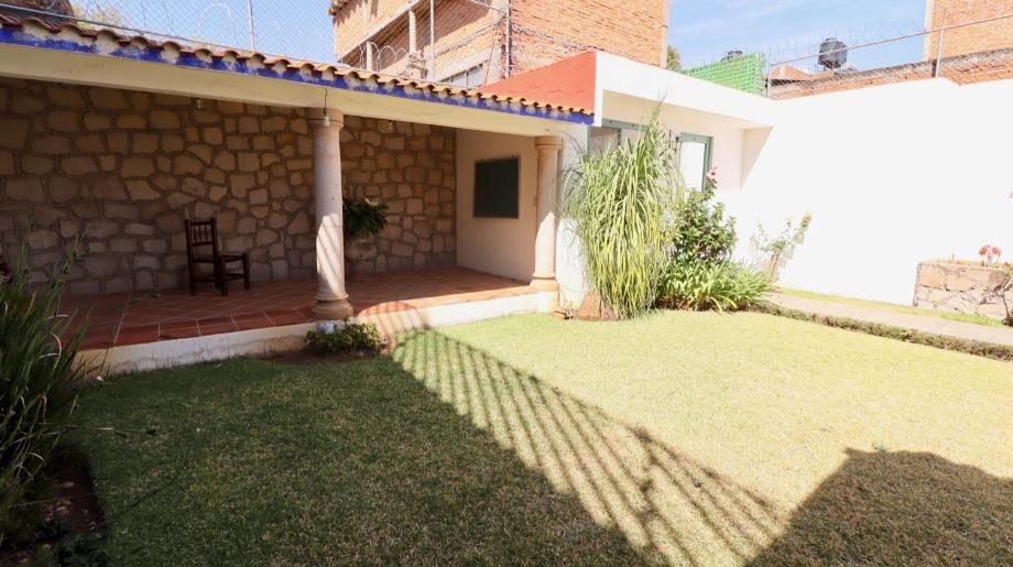 Manuel Gutierrez Najera, Morelia, Michoacán de Ocampo, 58090, Mexico, 4 Bedrooms Bedrooms, ,3 BathroomsBathrooms,Residential,For Sale,Manuel Gutierrez Najera,1612996