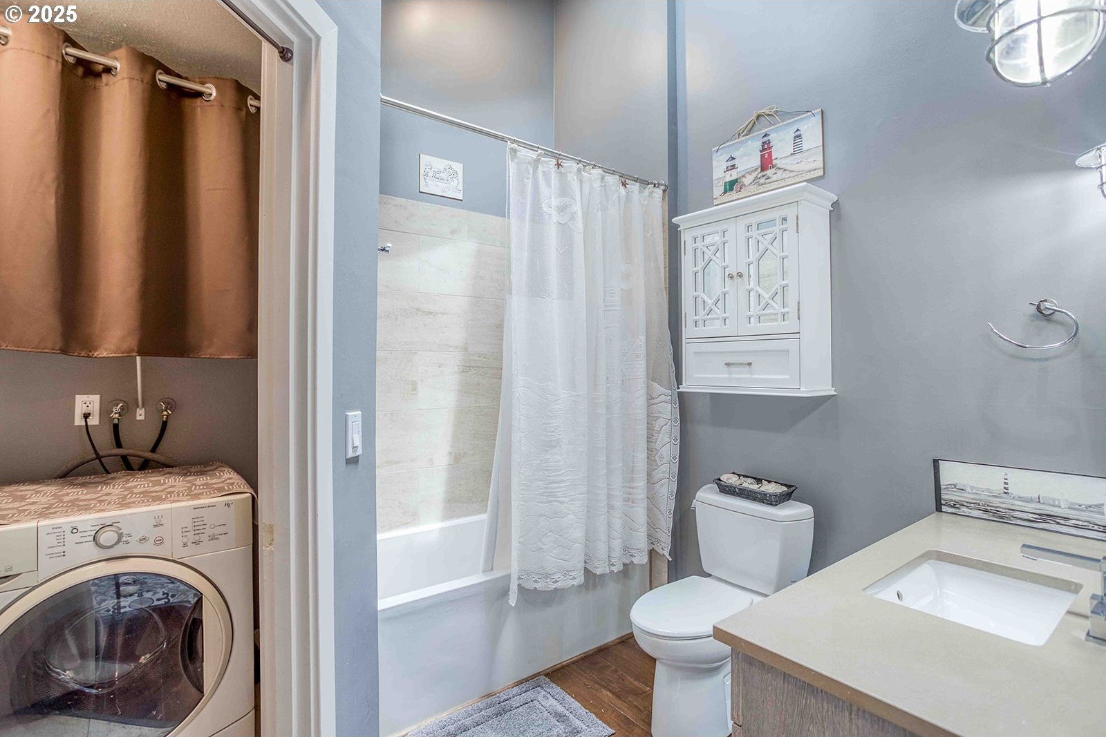 Gleneden Beach, Oregon, 97388, United States, 3 Bedrooms Bedrooms, ,2 BathroomsBathrooms,Residential,For Sale,1907119