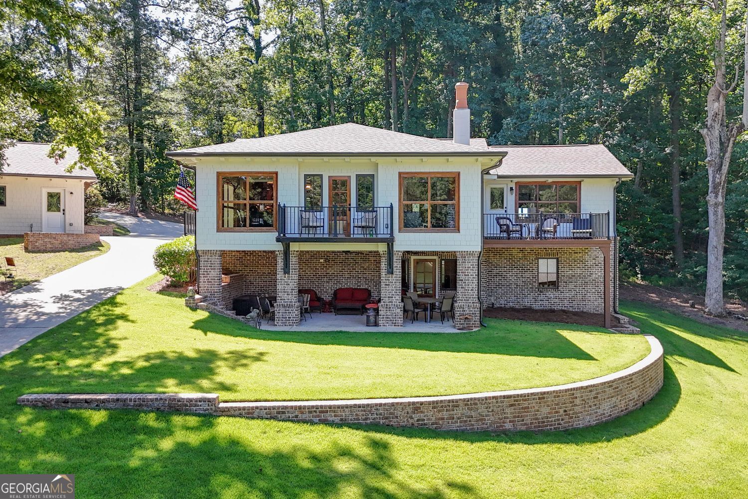 Jackson, Georgia, 30233, United States, 4 Bedrooms Bedrooms, ,3 BathroomsBathrooms,Residential,For Sale,1905140