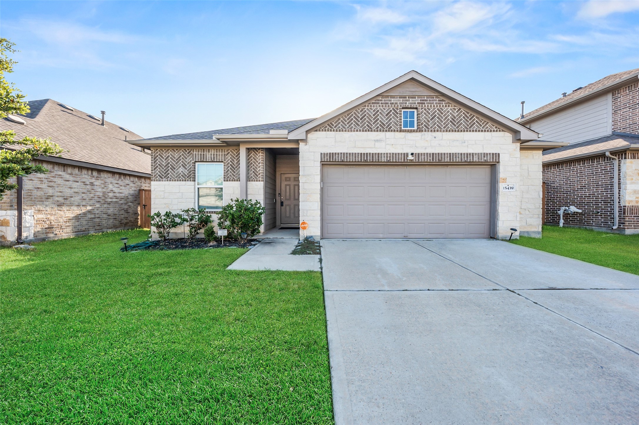  15439 Aberdeen Wood Drive - 物件實景