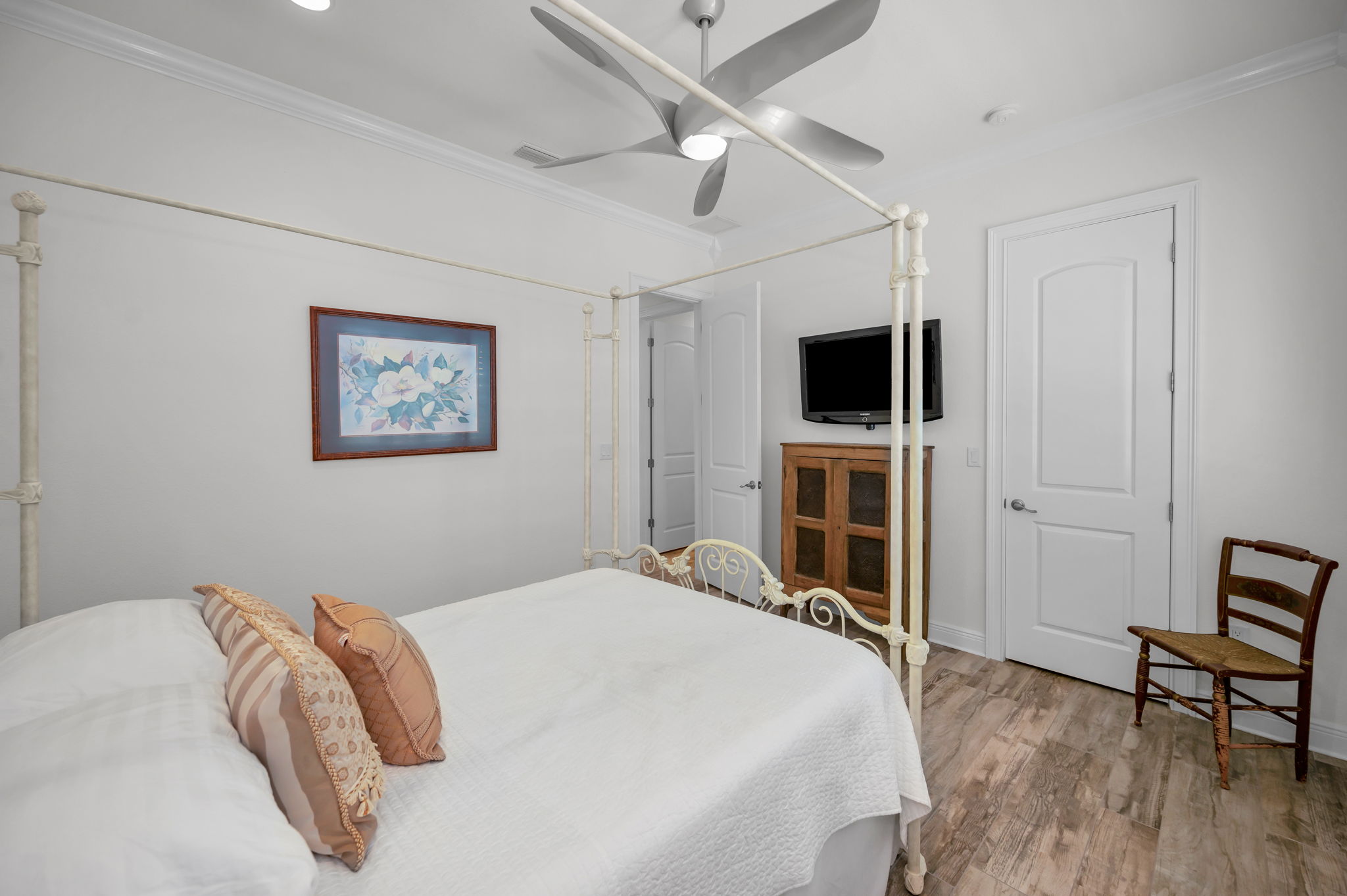Treasure Island, Florida, 33706, United States, 3 Bedrooms Bedrooms, ,3 BathroomsBathrooms,Residential,For Sale,1974572