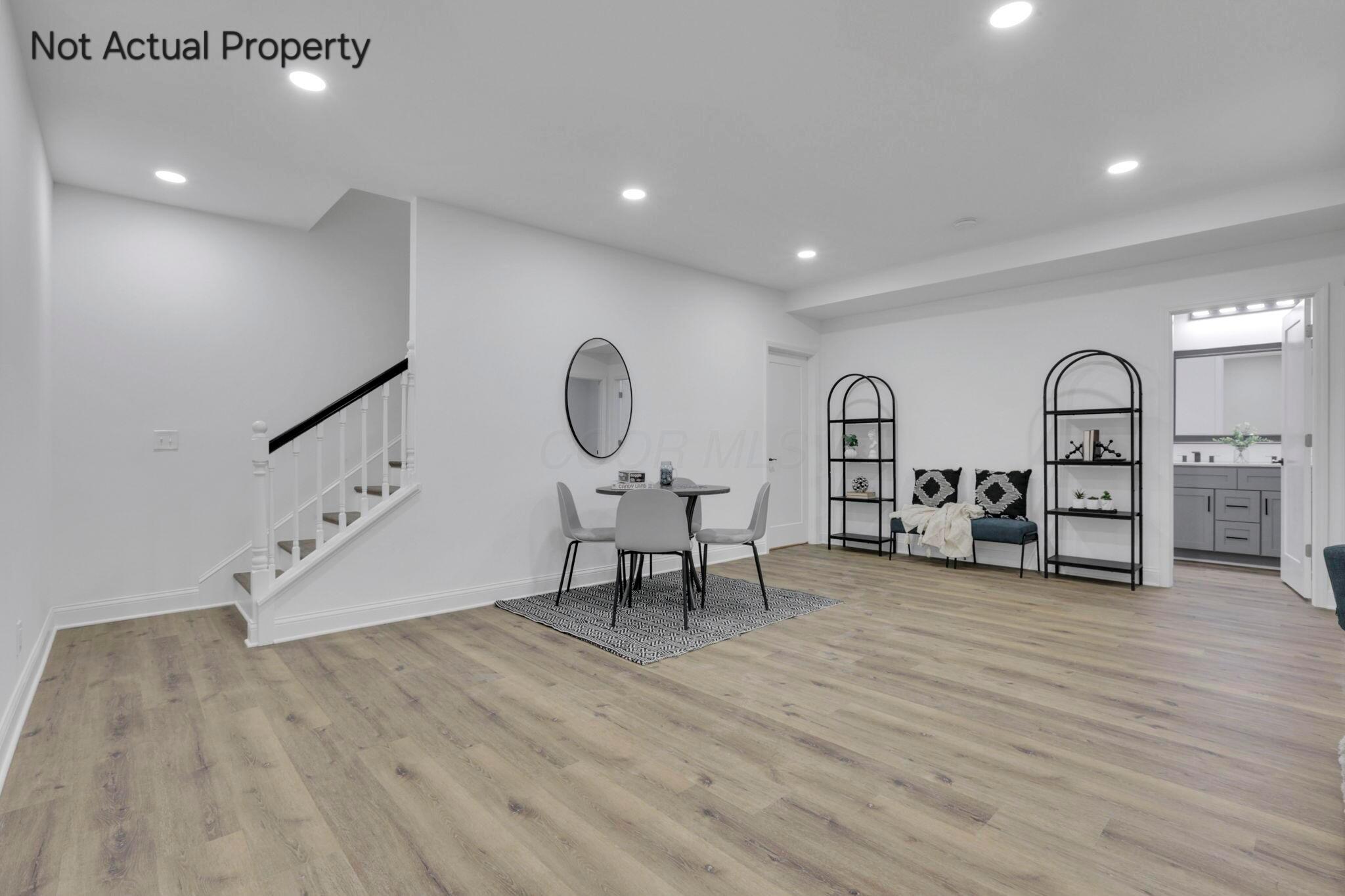 Grove City, Ohio, 43123, United States, 5 Bedrooms Bedrooms, ,4 BathroomsBathrooms,Residential,For Sale,1976085