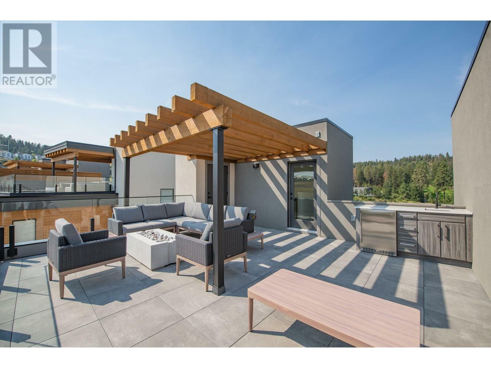 VERNON, British Columbia, V1H 0A5, CA, 4 Bedrooms Bedrooms, ,3 BathroomsBathrooms,Residential,For Sale,1839101