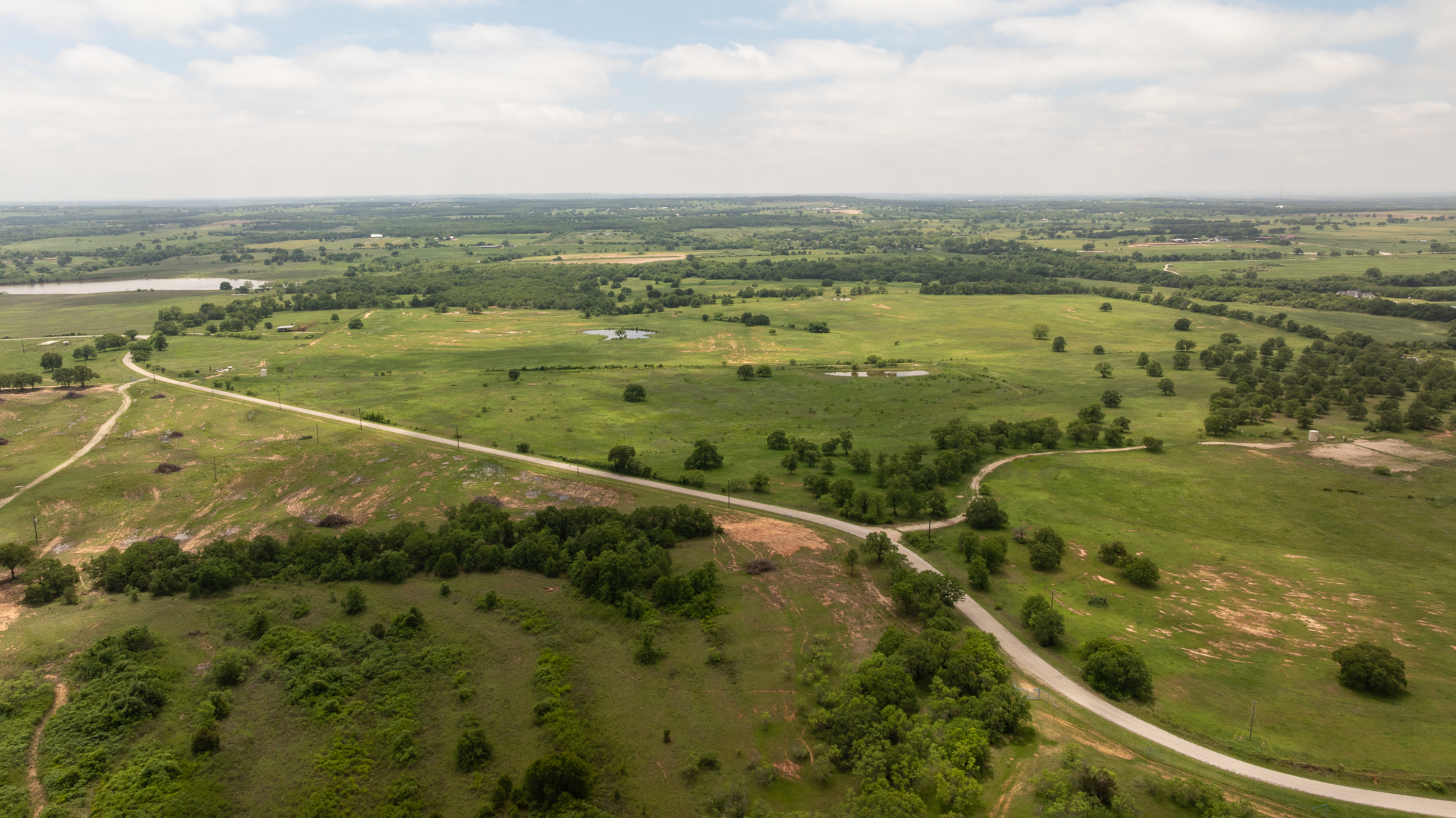  Rolling Oaks Ranch - 物件實景