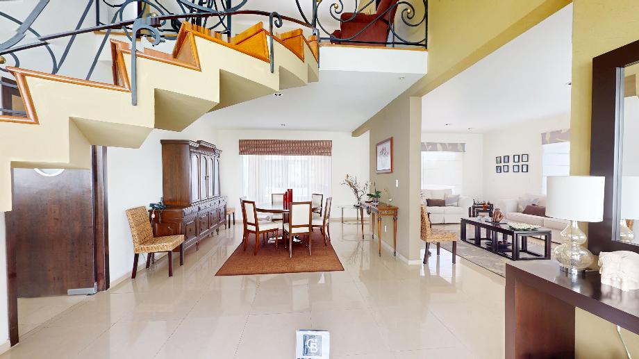 Atizapán de Zaragoza, Estado de méxico, 52938, Mexico, 8 Bedrooms Bedrooms, ,6 BathroomsBathrooms,Residential,For Sale,1746651