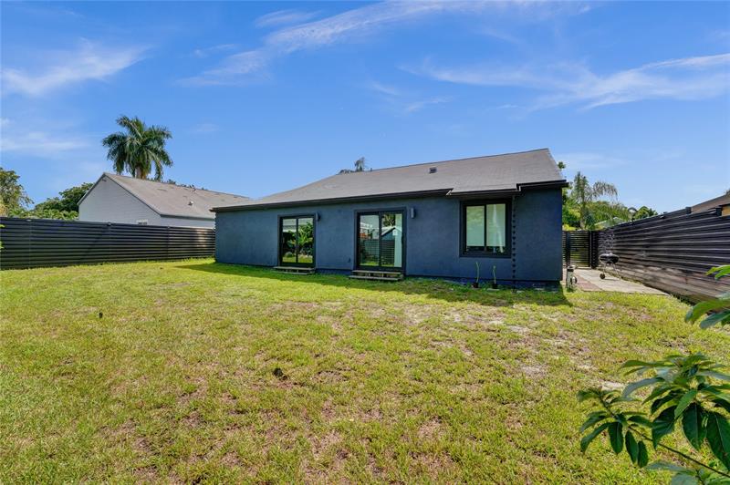 Davie, Florida, 33325, United States, 3 Bedrooms Bedrooms, ,2 BathroomsBathrooms,Residential,For Sale,1902836