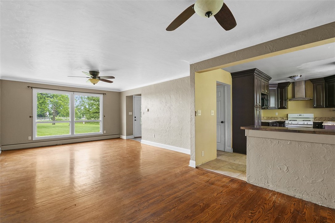 Delmont, Pennsylvania, 15626, United States, 3 Bedrooms Bedrooms, ,2 BathroomsBathrooms,Residential,For Sale,1885668