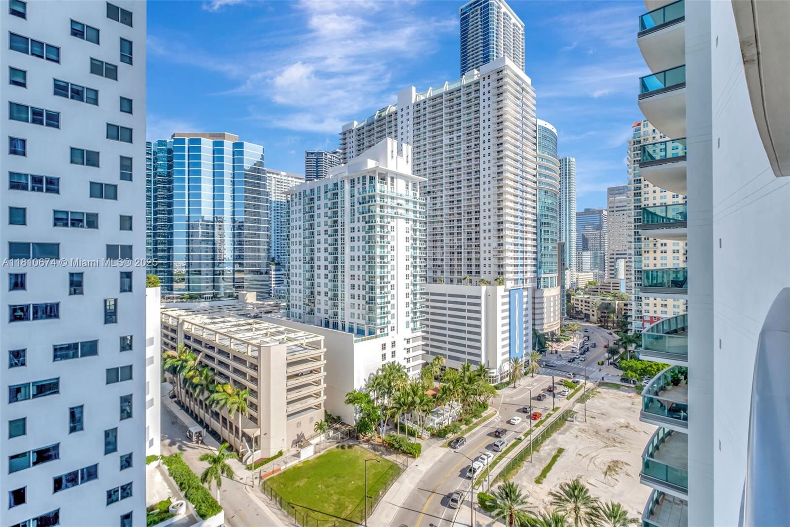 Miami, Florida, 33131, United States, 1 Bedroom Bedrooms, ,1 BathroomBathrooms,Residential,For Sale,1837622
