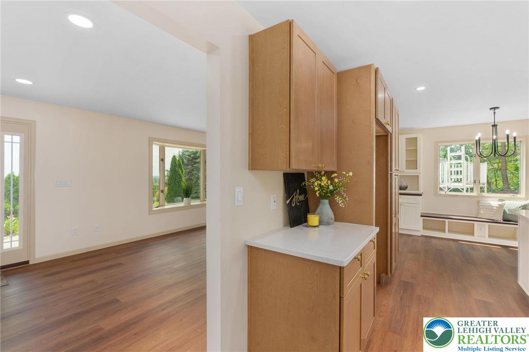 Washington Twp, Pennsylvania, 18080, United States, 3 Bedrooms Bedrooms, ,3 BathroomsBathrooms,Residential,For Sale,1984610