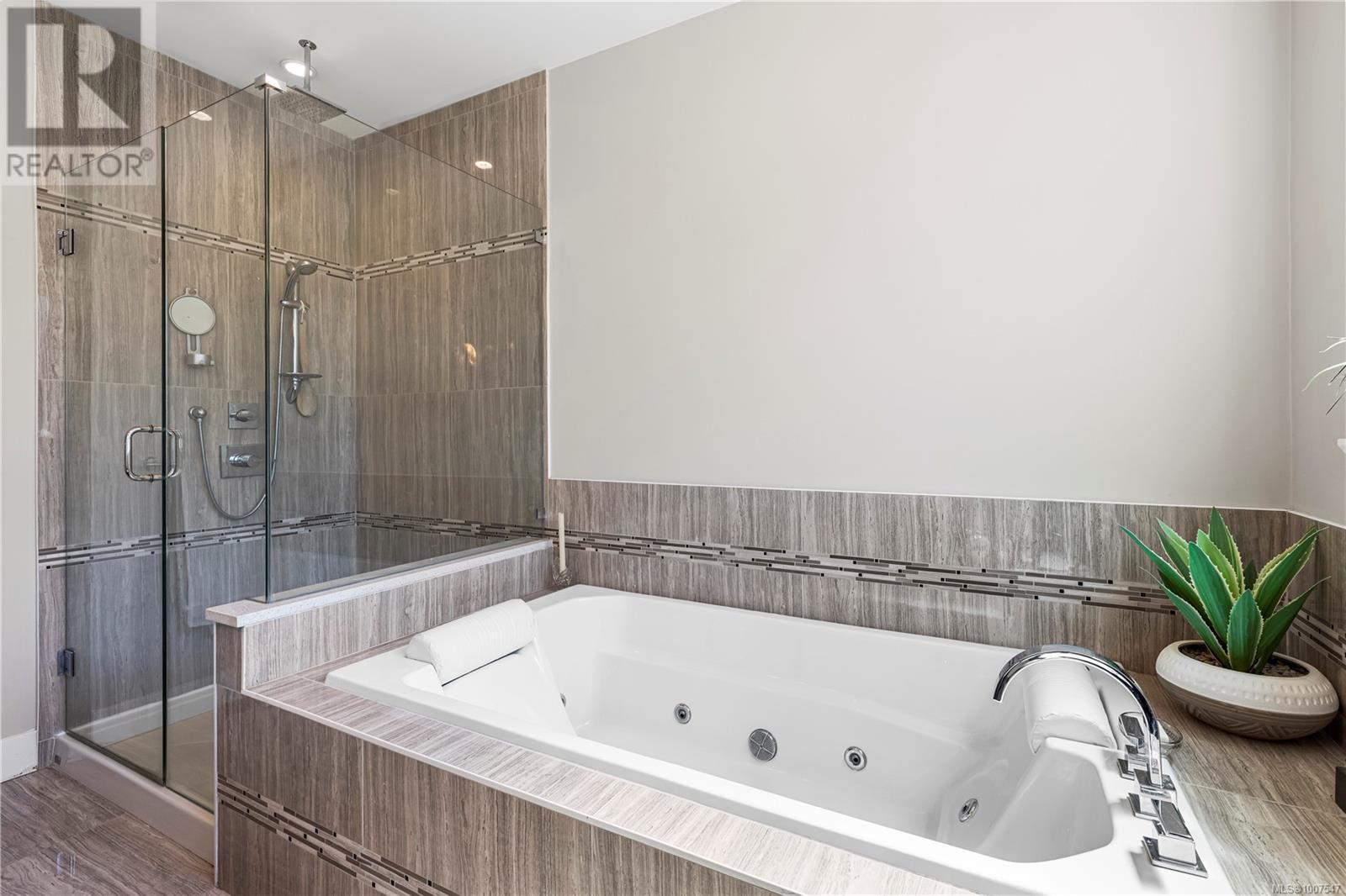 LANGFORD, British Columbia, V9B 0L2, CA, 5 Bedrooms Bedrooms, ,5 BathroomsBathrooms,Residential,For Sale,1896938
