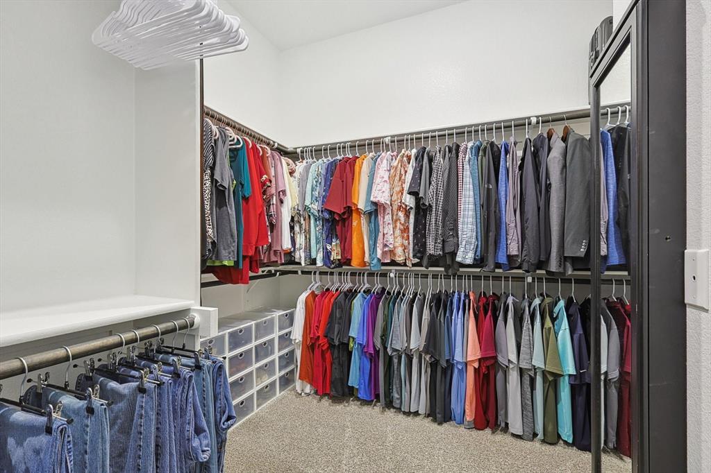 Midlothian, Texas, 76065, United States, 4 Bedrooms Bedrooms, ,3 BathroomsBathrooms,Residential,For Sale,1979860