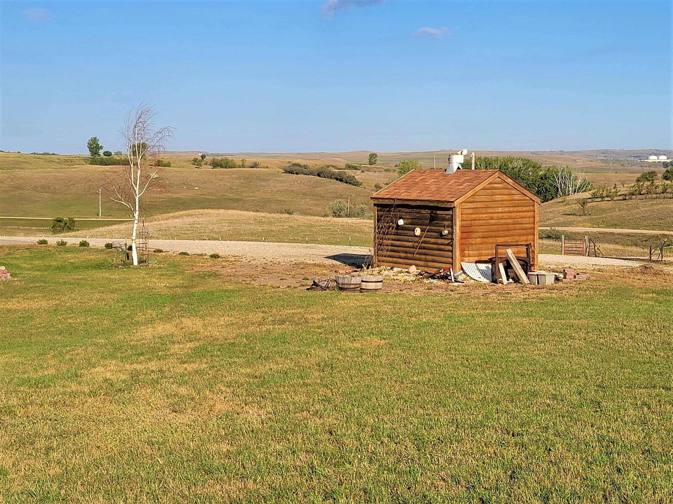 Beulah, North Dakota, 58523, United States, 4 Bedrooms Bedrooms, ,3 BathroomsBathrooms,Residential,For Sale,1780571