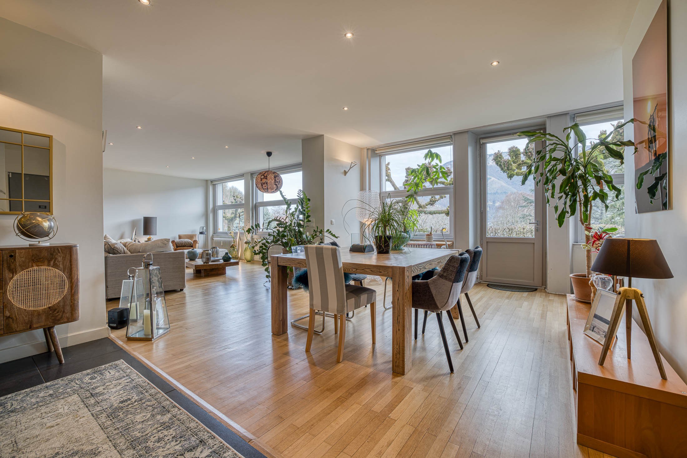  Loft overlooking lac d