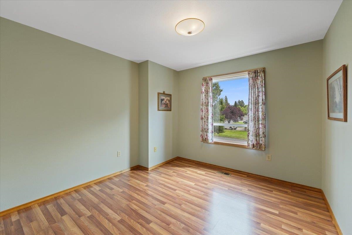 Spokane, Washington, 99223, United States, 4 Bedrooms Bedrooms, ,3 BathroomsBathrooms,Residential,For Sale,1950808