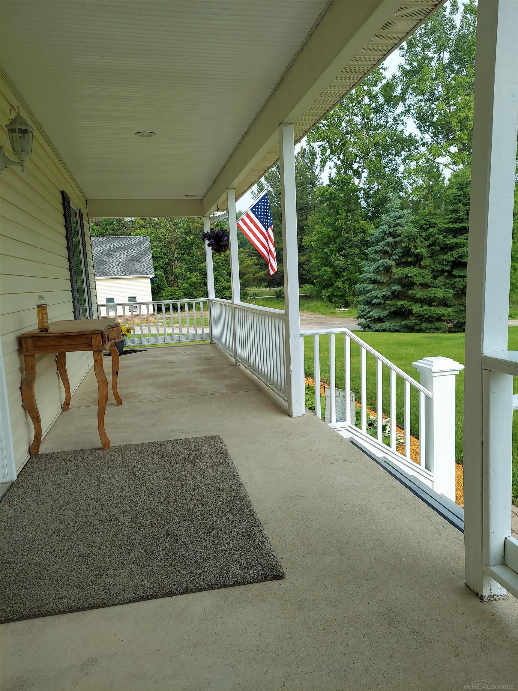 Armada, Michigan, 48005, United States, 4 Bedrooms Bedrooms, ,3 BathroomsBathrooms,Residential,For Sale,1994252