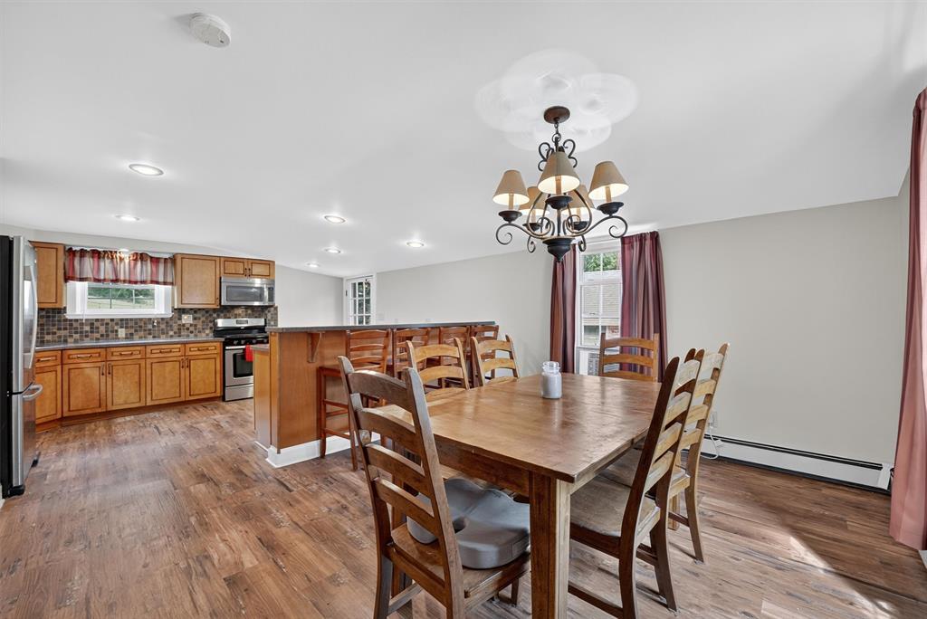 Chester, New York, 10918, United States, 3 Bedrooms Bedrooms, ,2 BathroomsBathrooms,Residential,For Sale,1975527