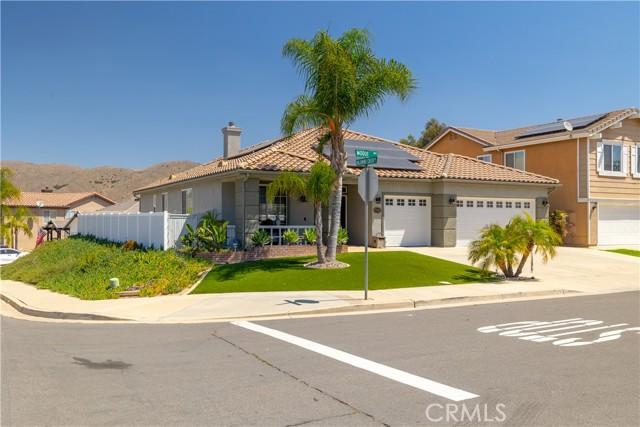 CORONA, California, 92883, United States, 4 Bedrooms Bedrooms, ,2 BathroomsBathrooms,Residential,For Sale,1828069