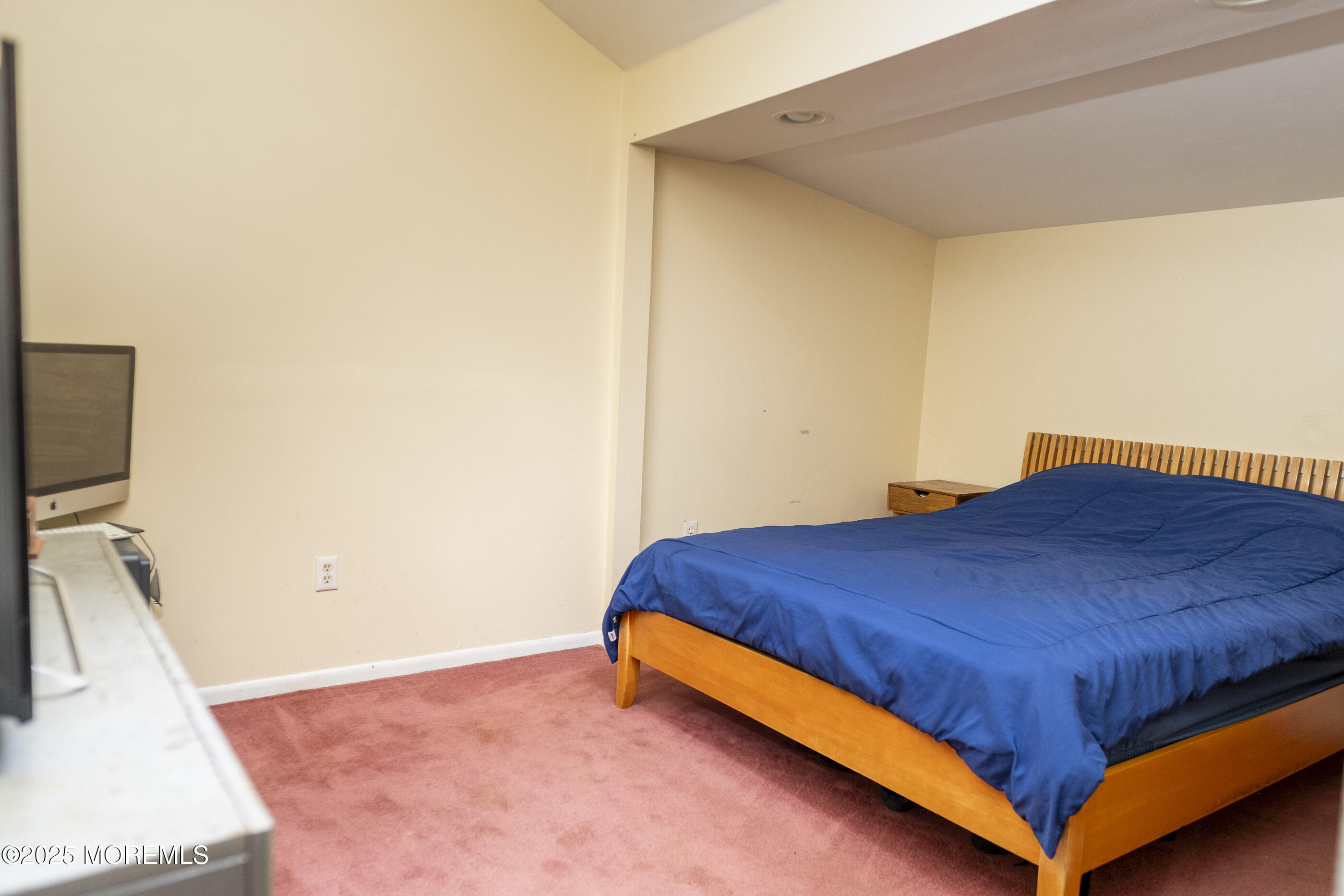 Leonardo, New Jersey, 07737, United States, 4 Bedrooms Bedrooms, ,3 BathroomsBathrooms,Residential,For Sale,1895486