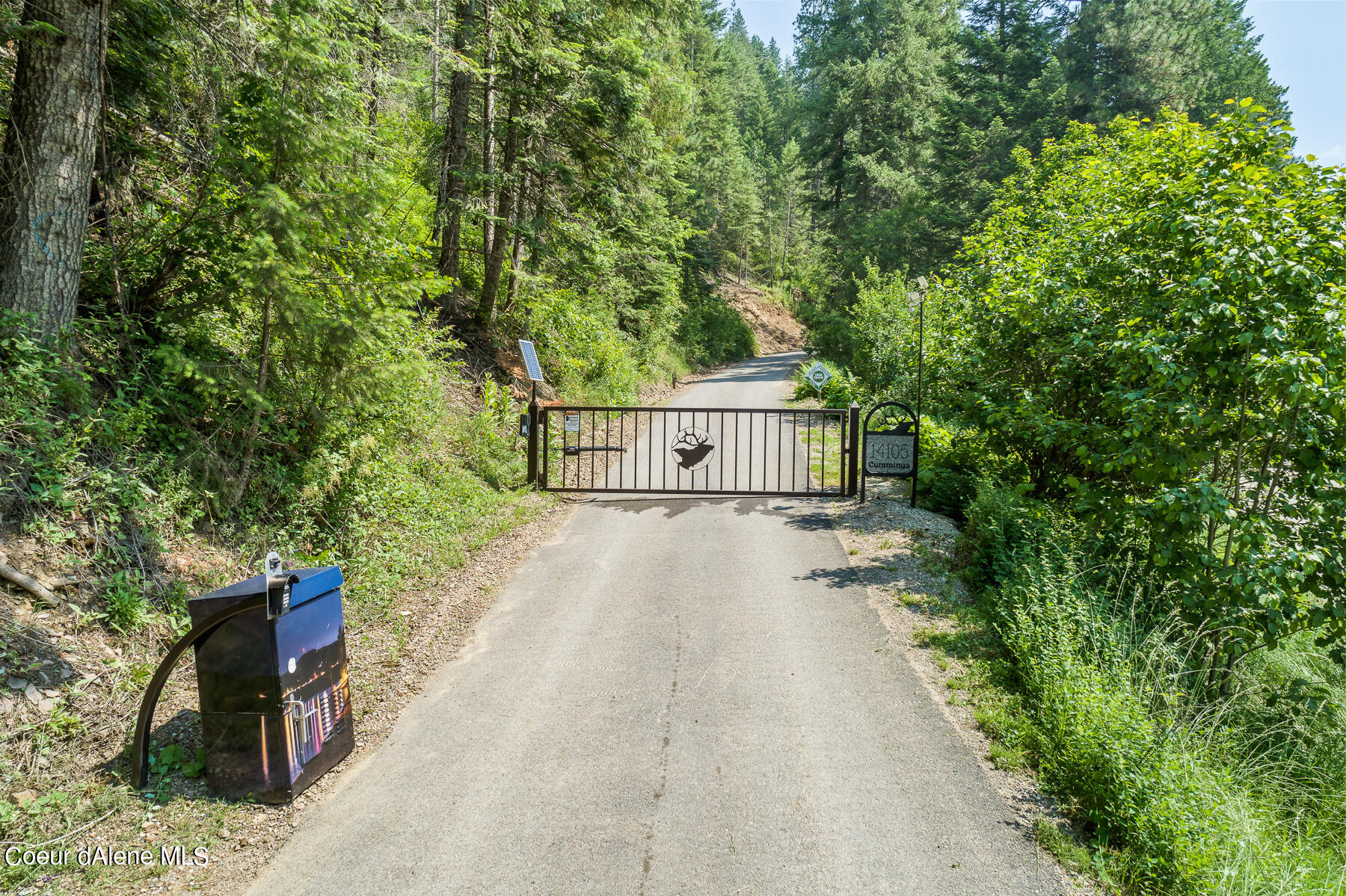 Coeur d'Alene, Idaho, 83814, United States, 4 Bedrooms Bedrooms, ,3 BathroomsBathrooms,Residential,For Sale,1974008