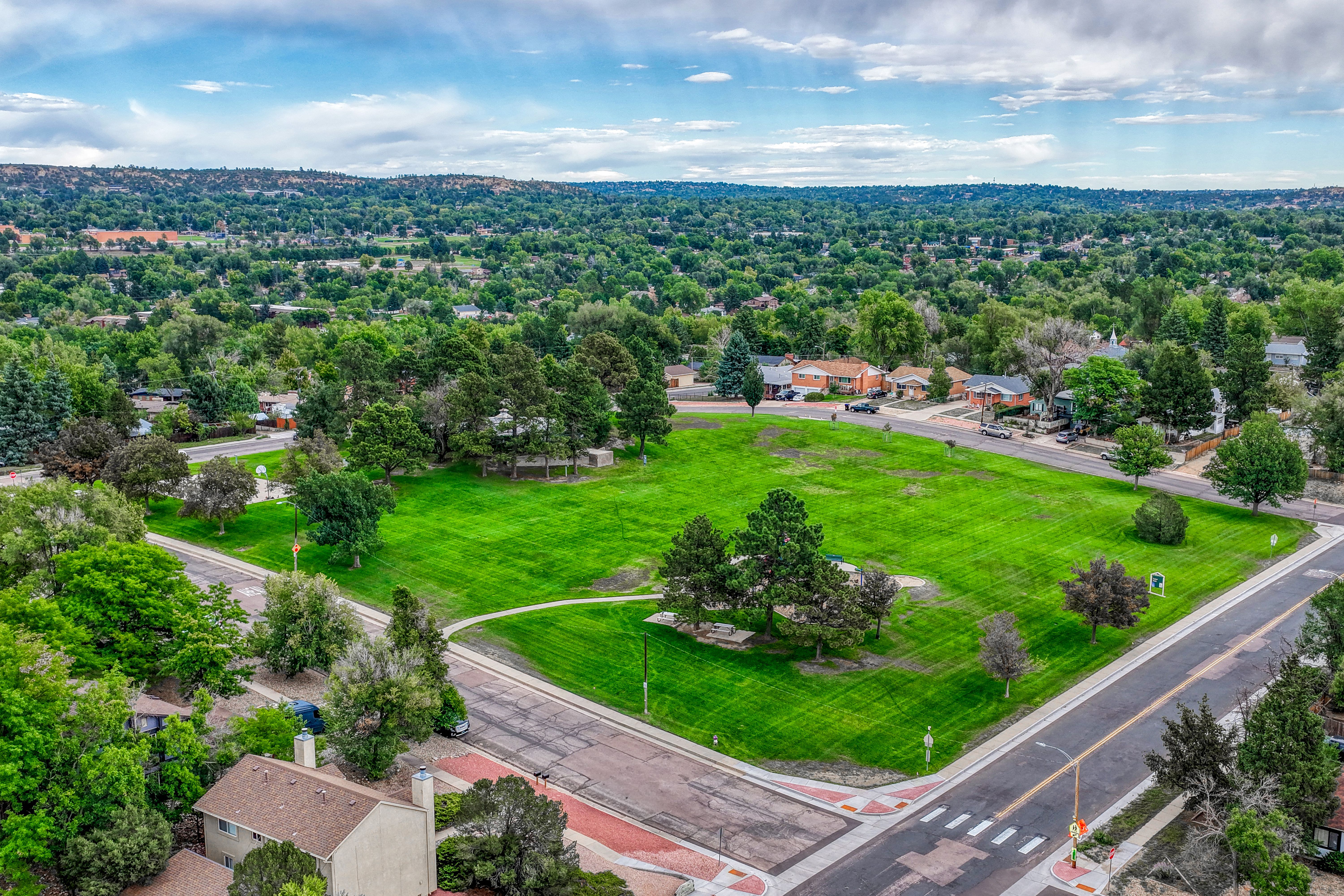  Corner-Lot Charm Near Patty Jewett and Downtown - 物件實景