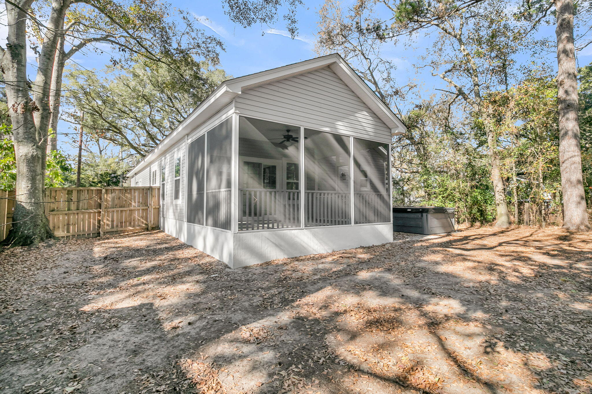 Charleston, South Carolina, 29407, United States, 3 Bedrooms Bedrooms, ,2 BathroomsBathrooms,Residential,For Sale,2005181