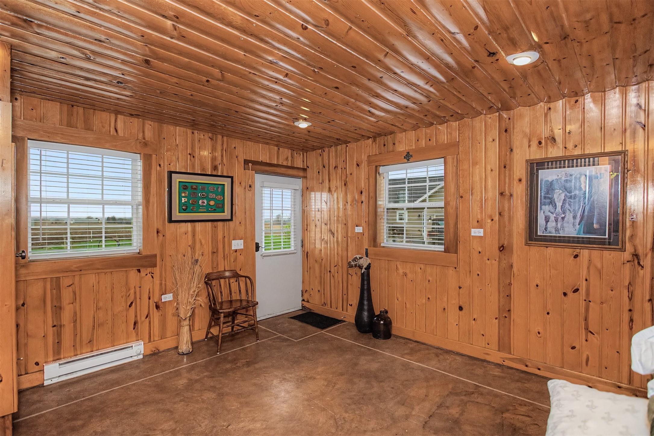 Maxwell, Iowa, 50161, United States, 2 Bedrooms Bedrooms, ,2 BathroomsBathrooms,Residential,For Sale,2037960