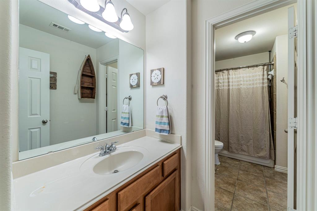 Fort Worth, Texas, 76244, United States, 4 Bedrooms Bedrooms, ,4 BathroomsBathrooms,Residential,For Sale,2038364