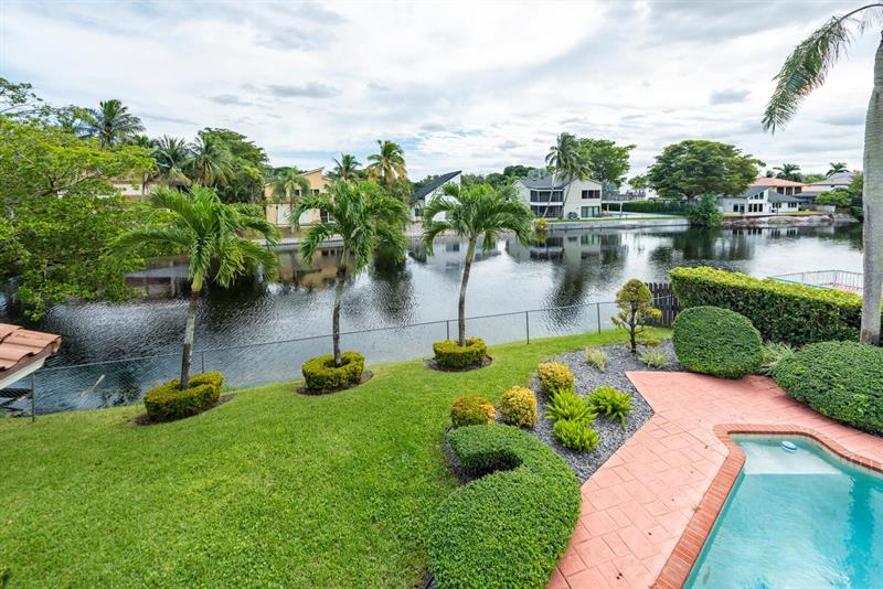 Plantation, Florida, 33324, United States, 4 Bedrooms Bedrooms, ,3 BathroomsBathrooms,Residential,For Sale,1987783