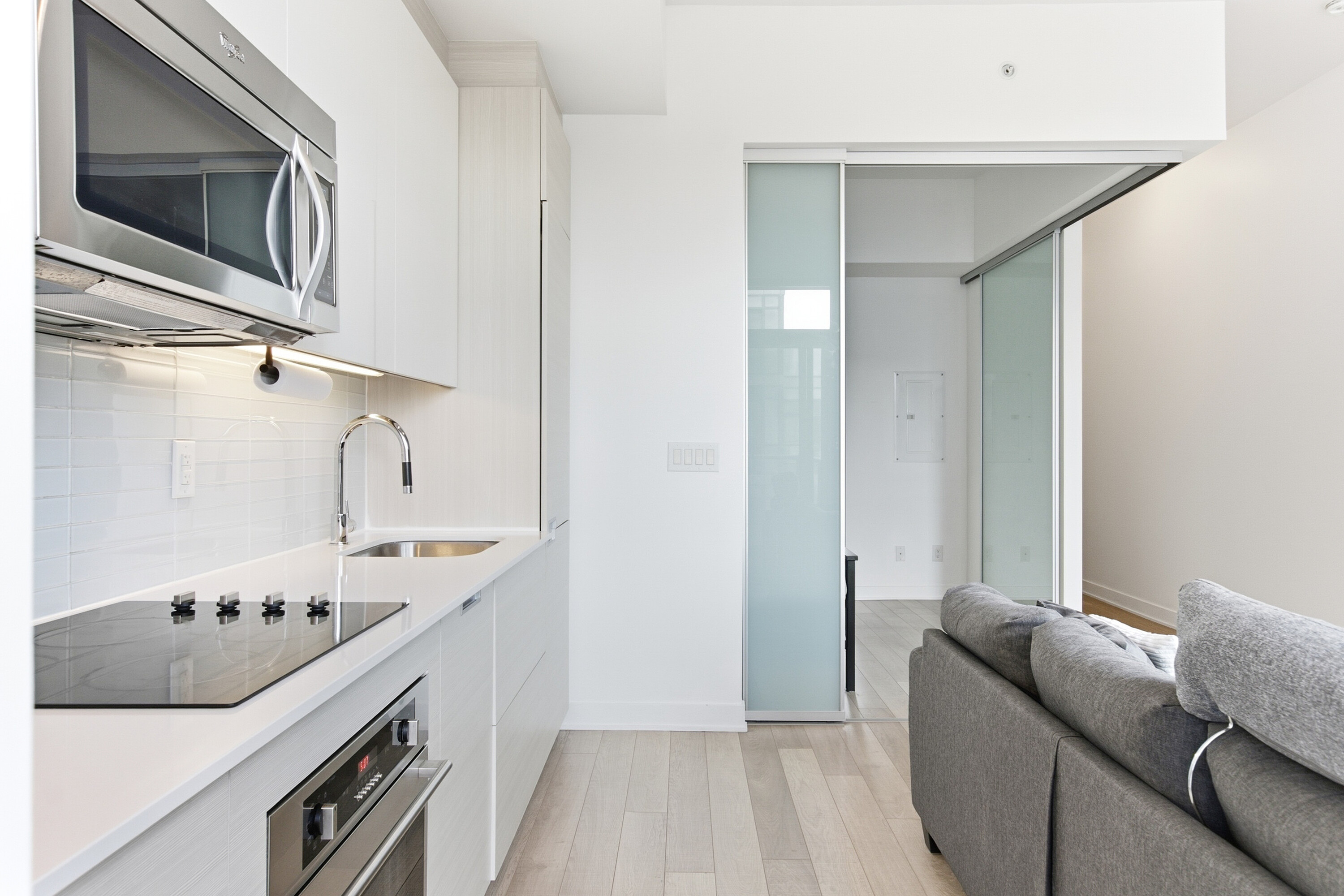  210 Simcoe Street - 物件實景