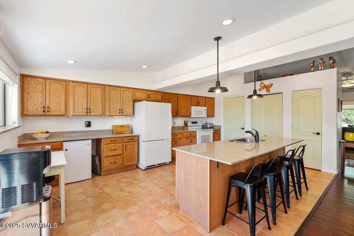 Cottonwood, Arizona, 86326, United States, 3 Bedrooms Bedrooms, ,2 BathroomsBathrooms,Residential,For Sale,1867087