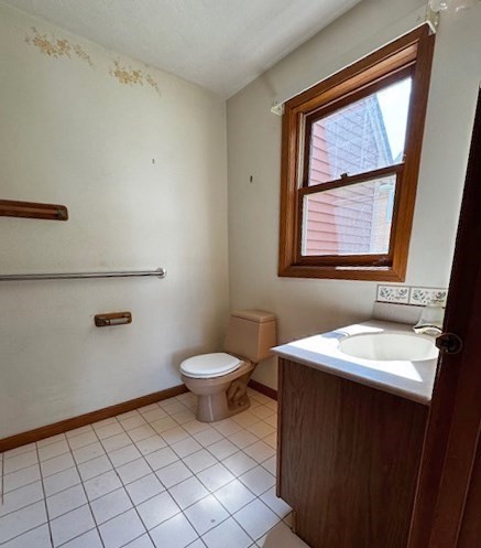 Sutton, Massachusetts, 01590, United States, 3 Bedrooms Bedrooms, ,3 BathroomsBathrooms,Residential,For Sale,1977075