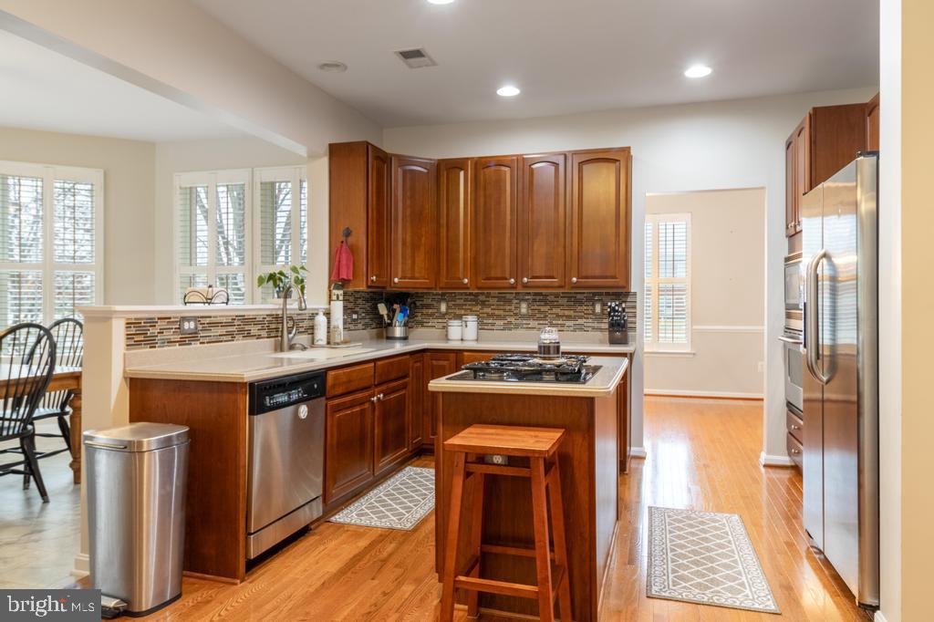 Waldorf, Maryland, 20602, United States, 4 Bedrooms Bedrooms, ,4 BathroomsBathrooms,Residential,For Sale,2001200