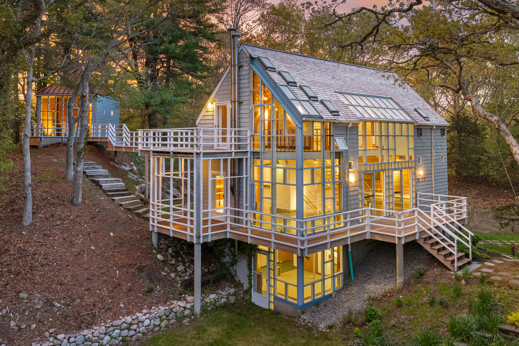  Treetop Modernism with Slocum River Views - 物件實景