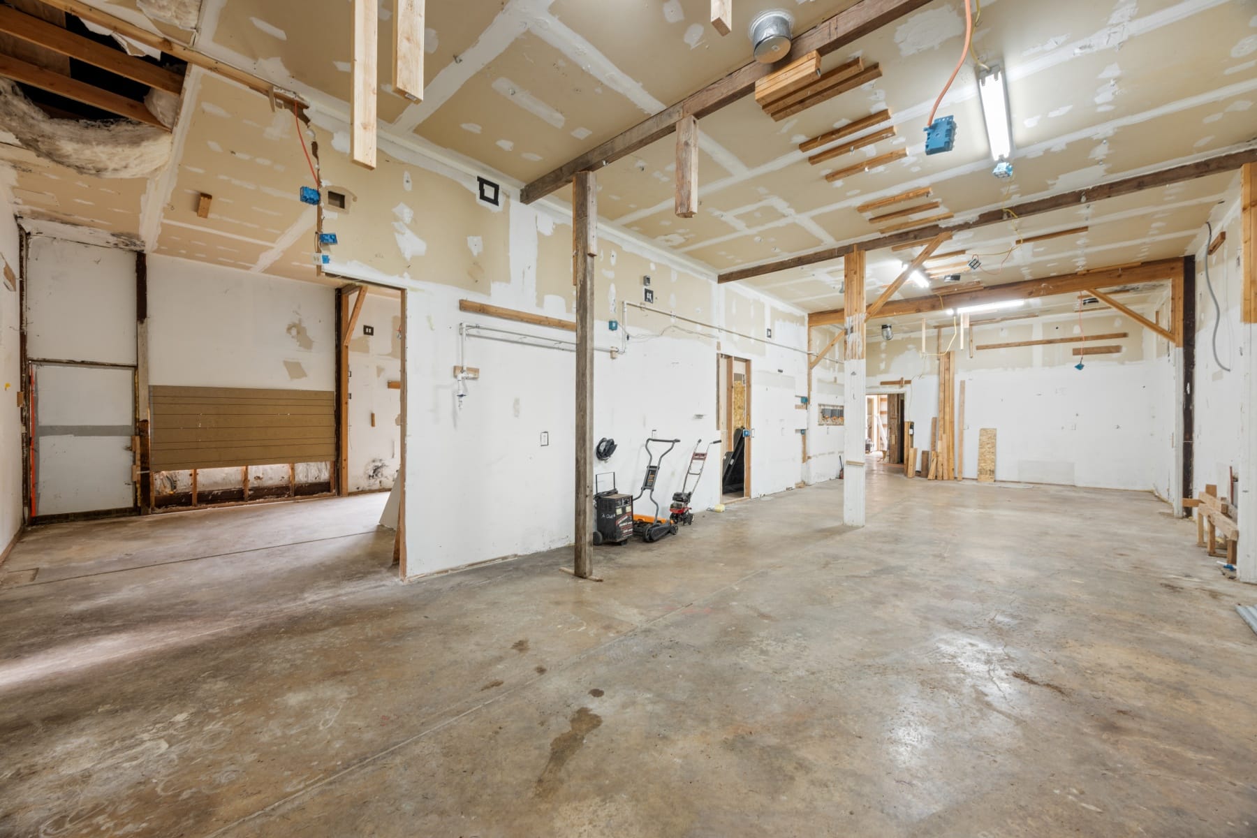  15693 S HIDDEN RD Mulino, OR 97042 - 物件實景