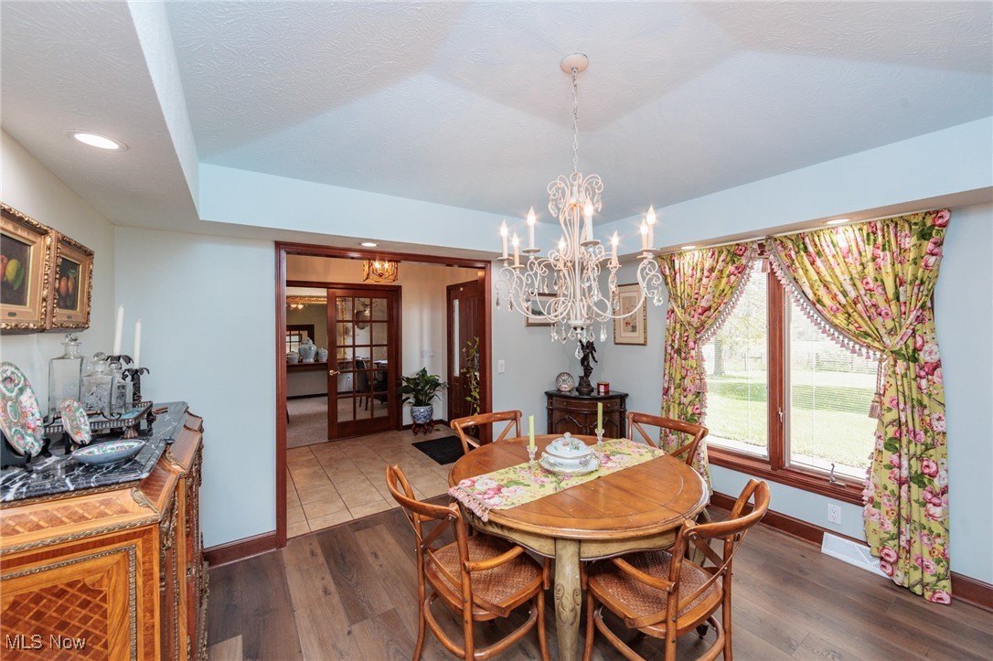 Medina, Ohio, 44256, United States, 5 Bedrooms Bedrooms, ,4 BathroomsBathrooms,Residential,For Sale,1855441