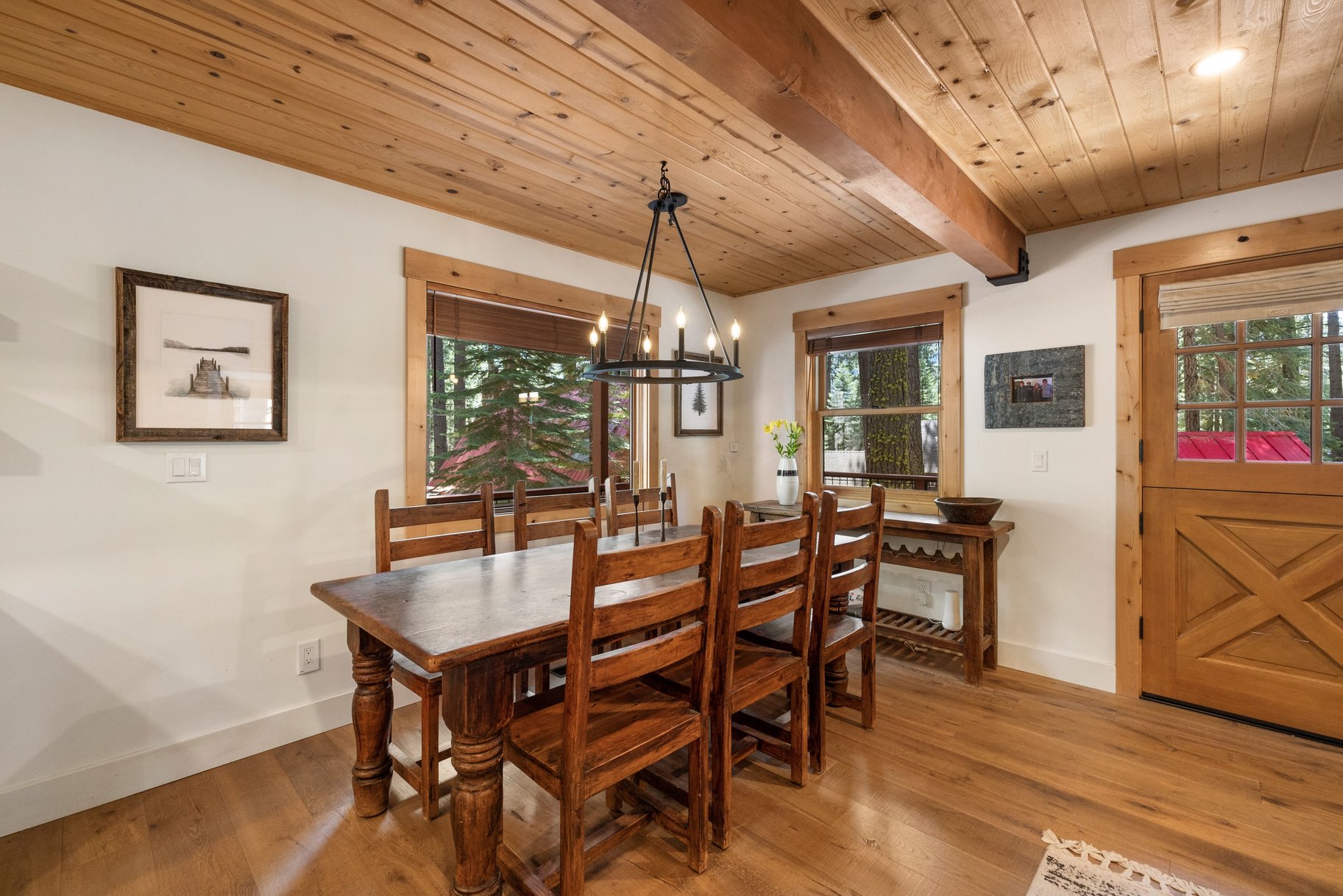  Rare Donner Tract home with private beach and pier access. - 物件實景