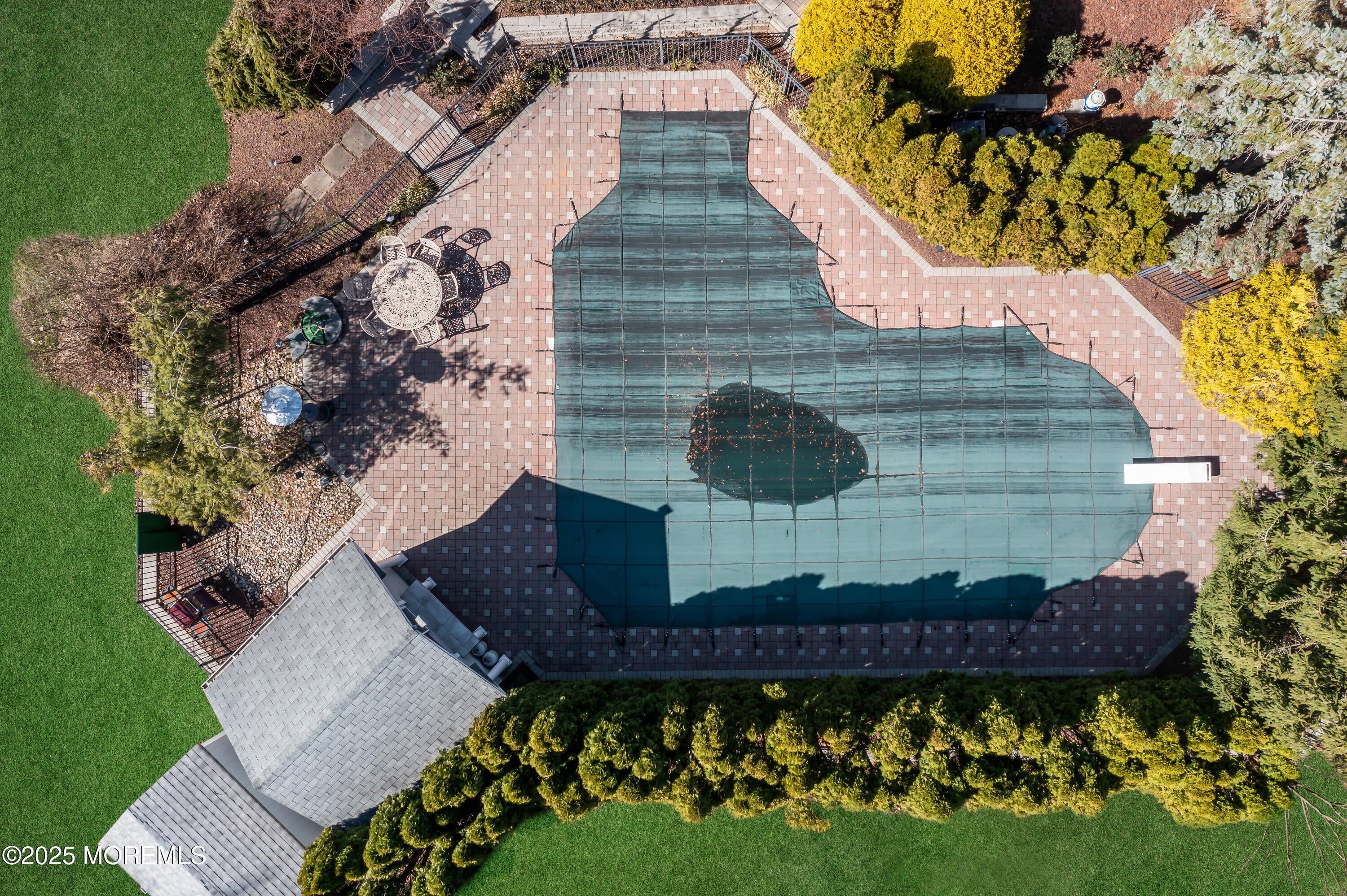 Manalapan, New Jersey, 07726, United States, 6 Bedrooms Bedrooms, ,5 BathroomsBathrooms,Residential,For Sale,1976013