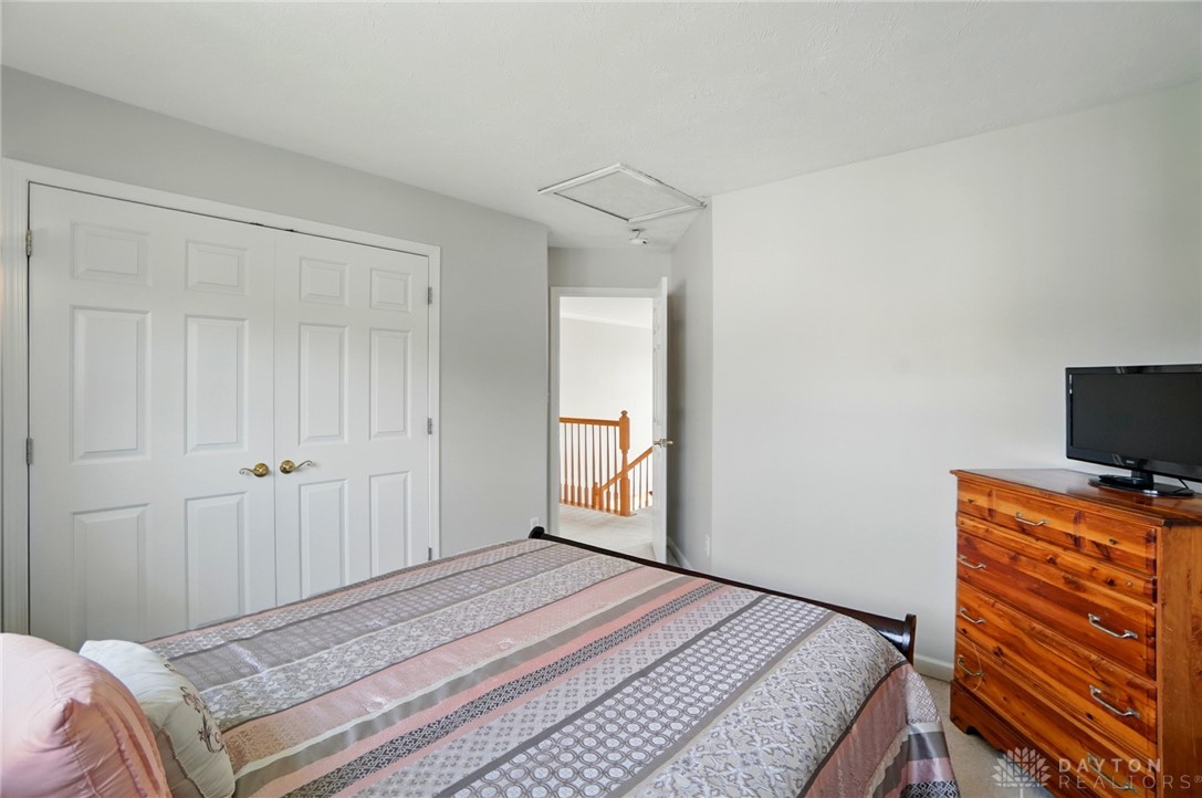 Beavercreek, Ohio, 45431, United States, 5 Bedrooms Bedrooms, ,4 BathroomsBathrooms,Residential,For Sale,1942166