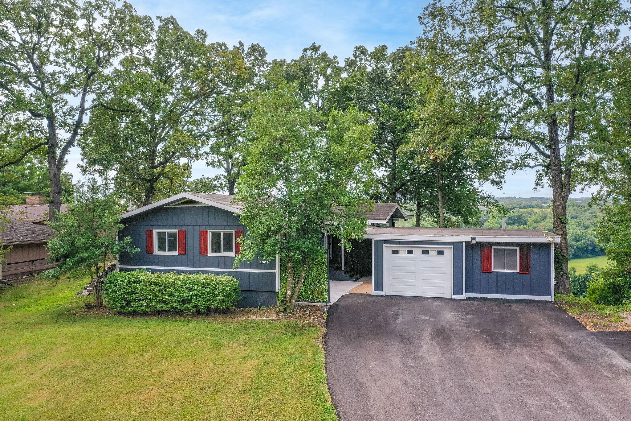 Branson, Missouri, 65616, United States, 3 Bedrooms Bedrooms, ,2 BathroomsBathrooms,Residential,For Sale,1976730