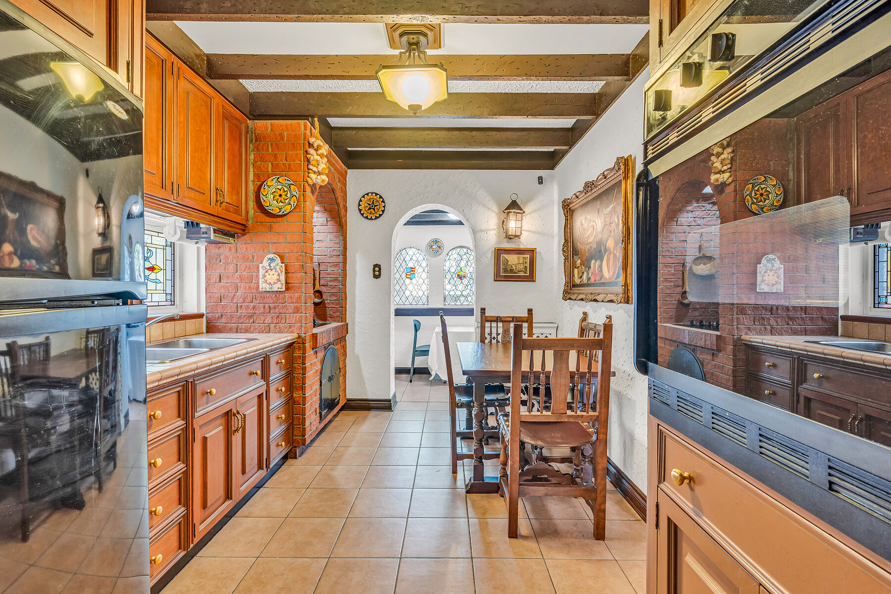  Allenby Family Home - 物件實景