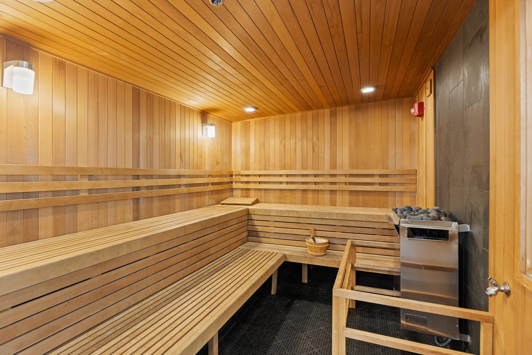 1310 NW NAITO PKWY #901 Portland, OR 97209 - 物件實景