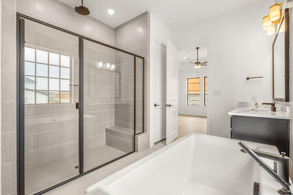 Frisco, Texas, 75033, United States, 5 Bedrooms Bedrooms, ,6 BathroomsBathrooms,Residential,For Sale,1838755