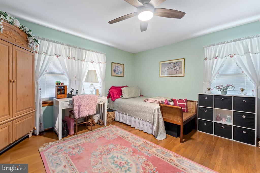 Fredericksburg, Virginia, 22407, United States, 5 Bedrooms Bedrooms, ,3 BathroomsBathrooms,Residential,For Sale,1925388