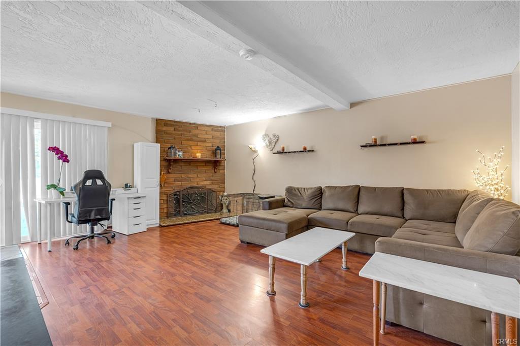 Claremont, California, 91711, United States, 4 Bedrooms Bedrooms, ,2 BathroomsBathrooms,Residential,For Sale,1975590