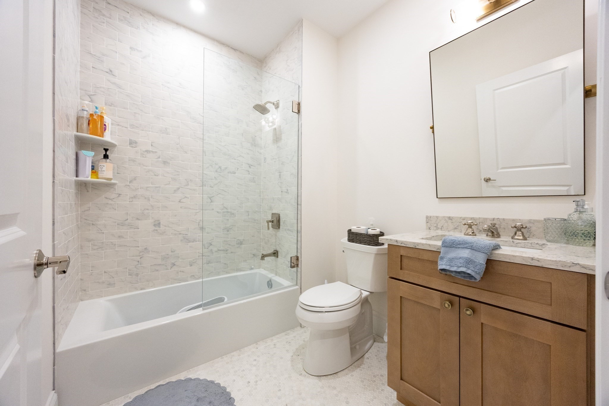 Boston, Massachusetts, 02134, United States, 3 Bedrooms Bedrooms, ,2 BathroomsBathrooms,Residential,For Sale,2034966