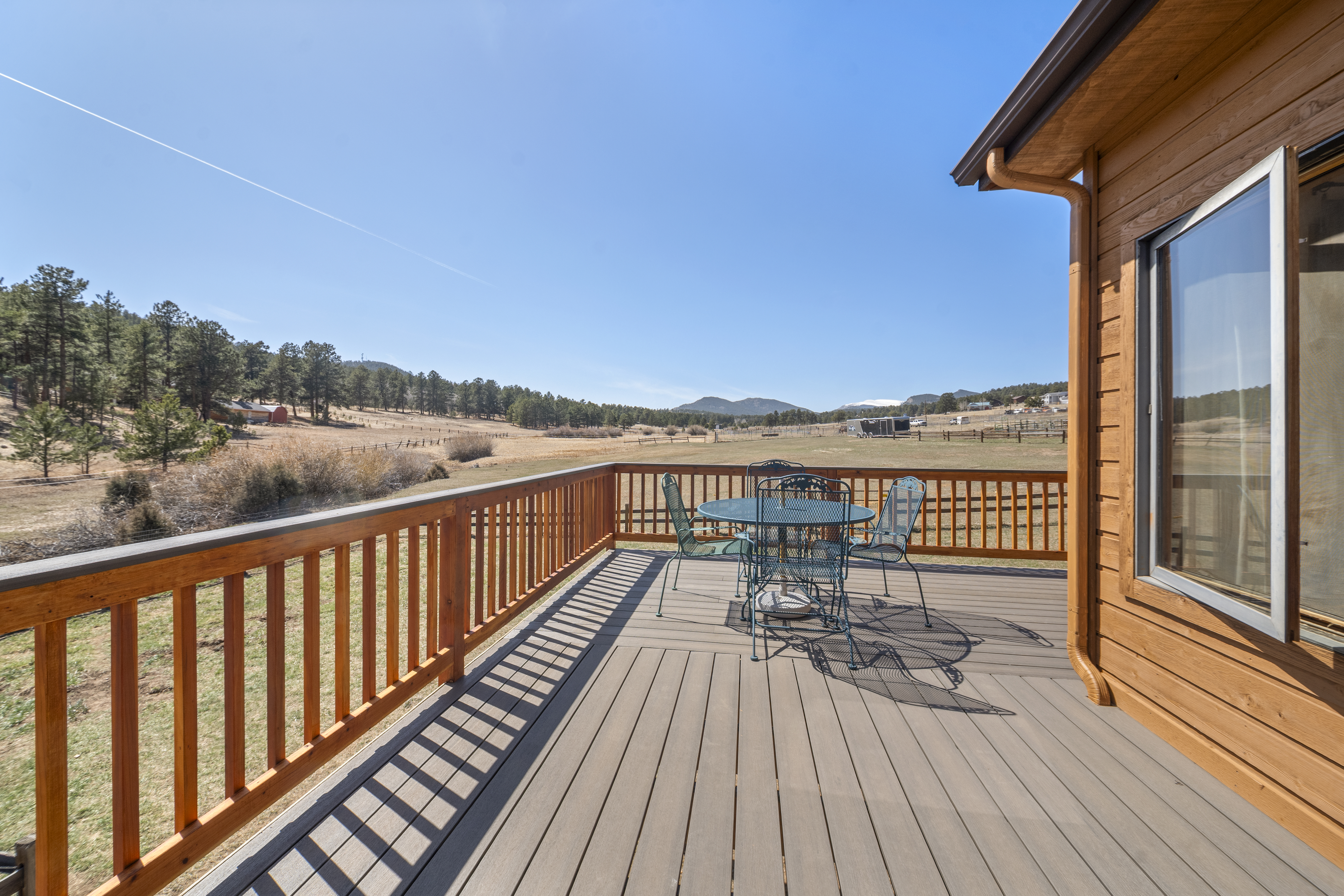  Pasture Perfect: A Home for You & Your Horses - 物件實景