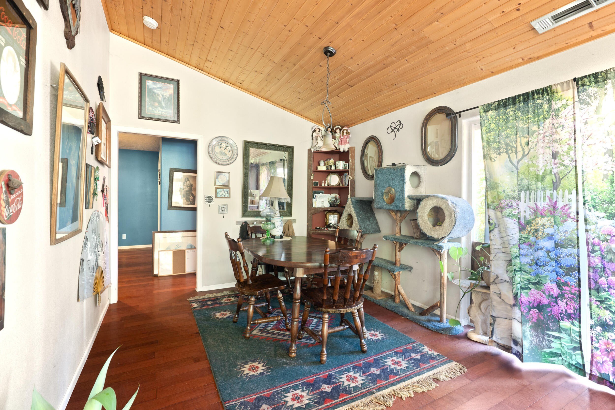 Selma, Oregon, 97538, United States, 3 Bedrooms Bedrooms, ,2 BathroomsBathrooms,Residential,For Sale,1980264