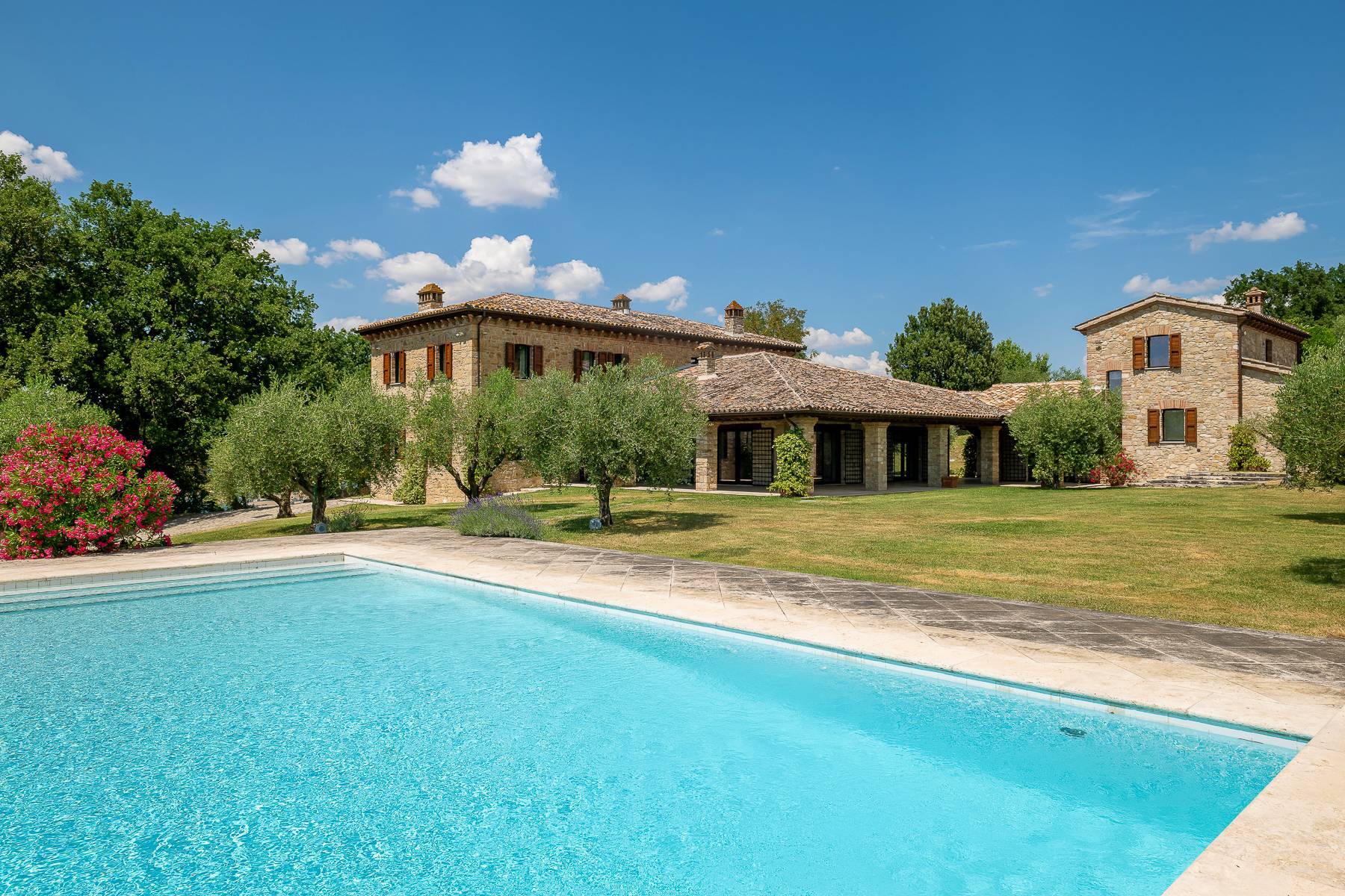  Exclusive Contemporary Estate in the Heart of Umbria - 物件實景